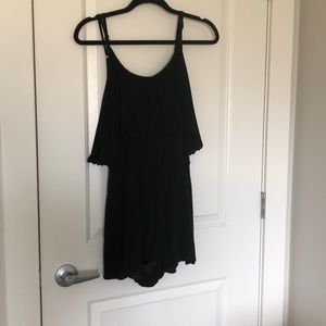 Design Lab Ruffled Romper size small